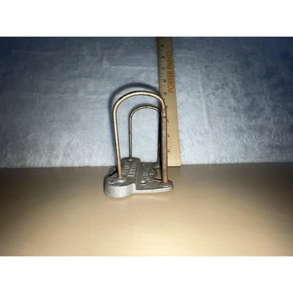 Vintage Shannon File Desk Letter Holder E.L. Vetter Rochester NY Metal Wire